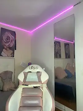 samathamay - SamathaMay's free webcam - UK Sex Cams
