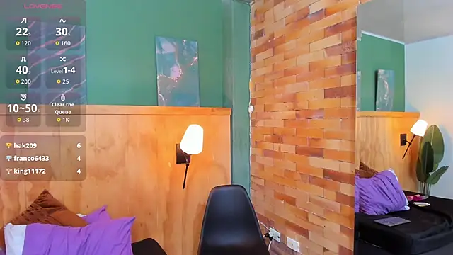 megansumer webcam