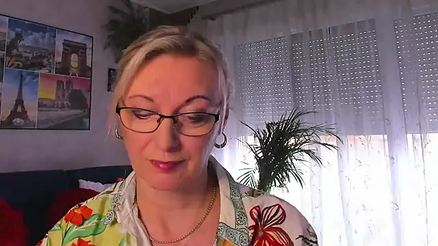 vanessa_chat