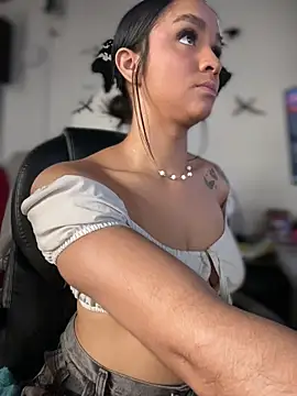 Isabella-Teen