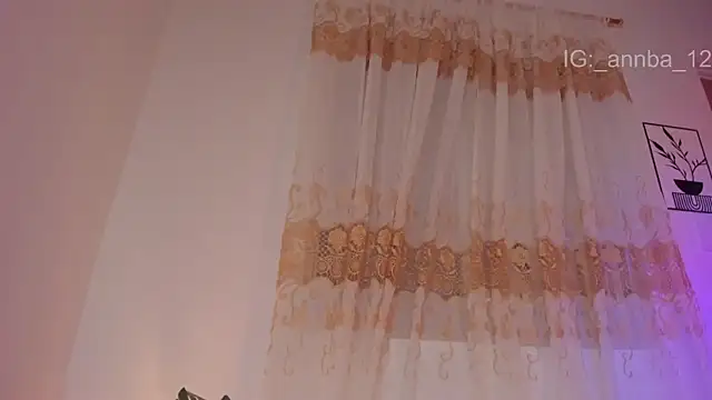 annie_barozzi webcam