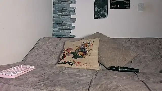 JustClaree webcam