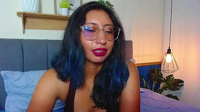 Violet_2003 webcam