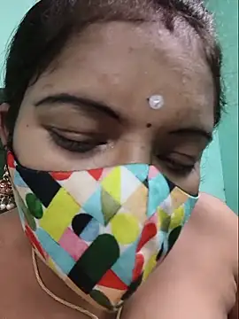 Ramya-Hot-Gueen
