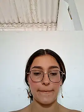 Ary-18 live sex cam