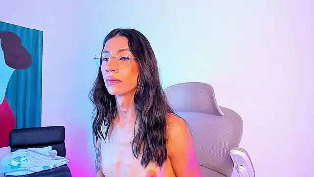 sofiaa_grey_ webcam