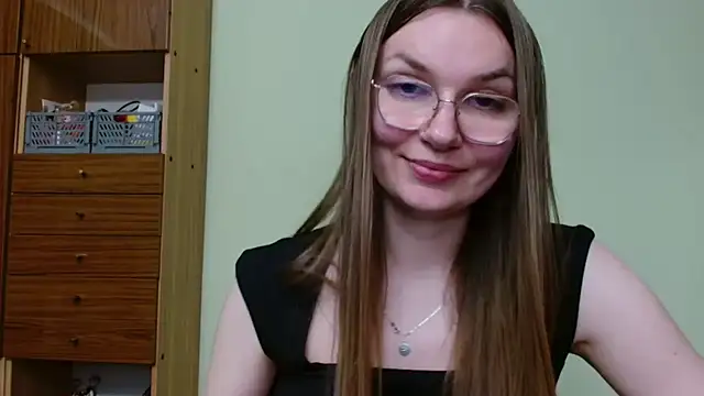 LooveELLYx webcam
