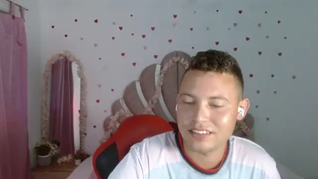 sven_fox723 webcam