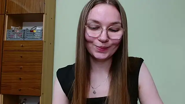 LooveELLYx webcam