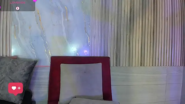 BriannaChelsea webcam