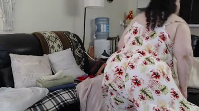Juicy_Julie469 webcam