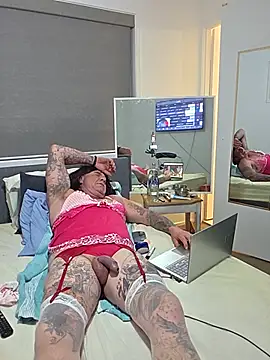 Handsolo_porn webcam