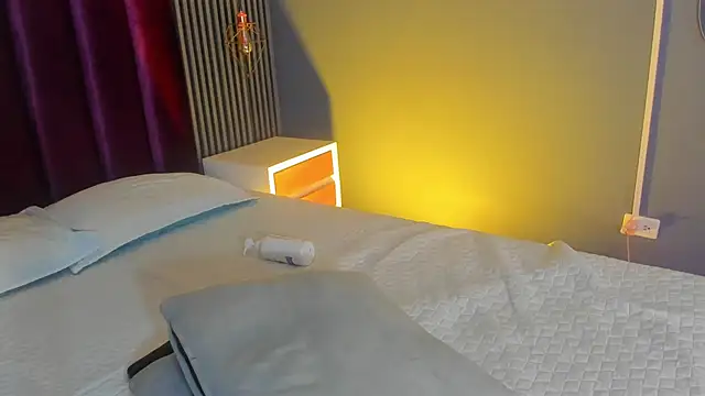 LauraAristizabal webcam