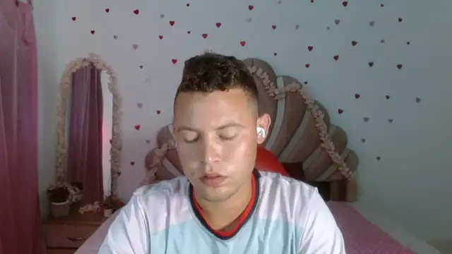 sven_fox723 webcam