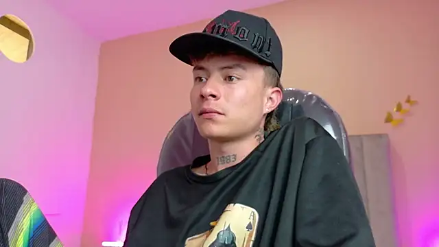 Nascary_Fox webcam