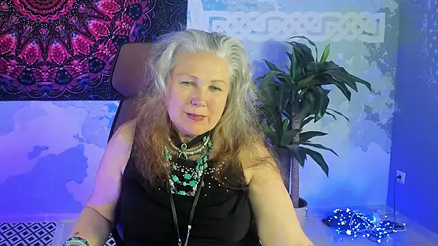 LilaMaharani webcam