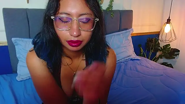 Violet_2003 webcam