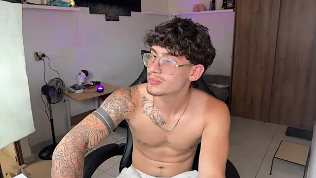 Kisan_Smith webcam