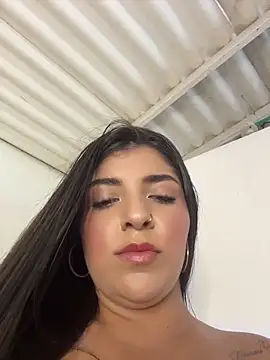 Isaa-Sweet webcam