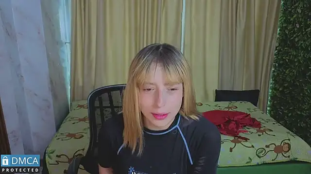nena_cupcake_ webcam