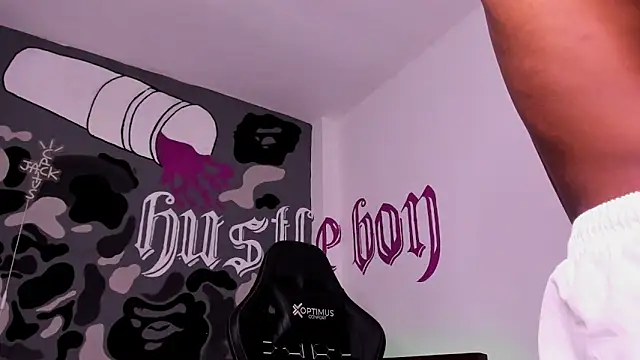 Bryxxxon webcam