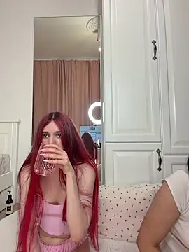 LucyHotty_ webcam