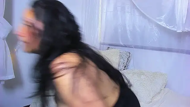 elle_harper webcam