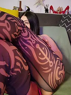 AryaSummersReal