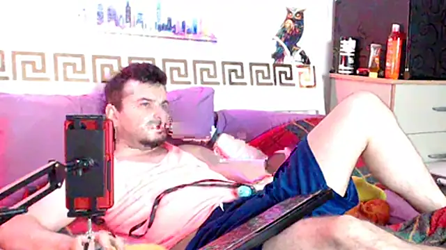KingOfSinRO69 webcam