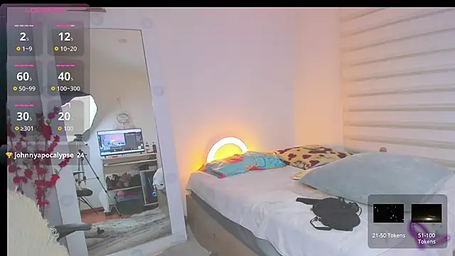SharonVelvet webcam