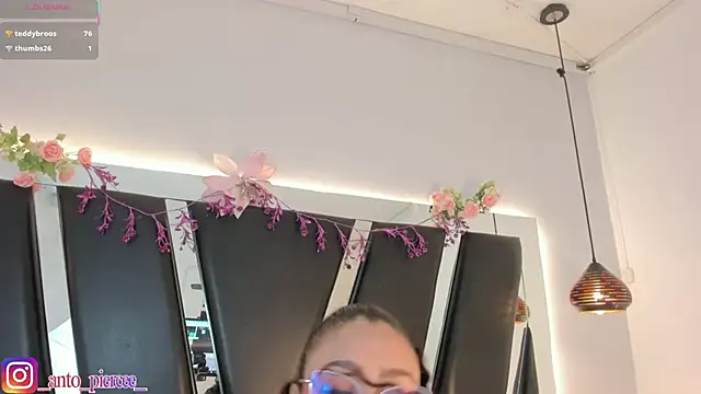 antonelllepiercee webcam
