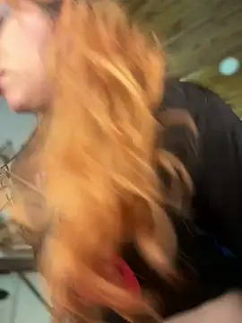 NikkiNix webcam