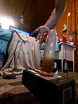 UncutHammer69 webcam