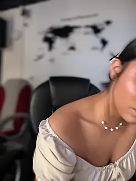 Isabella-Teen