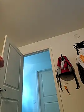 trippsgotlips webcam