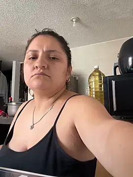 conhy_lehee webcam