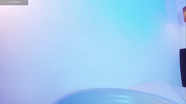 dolly_zoe webcam