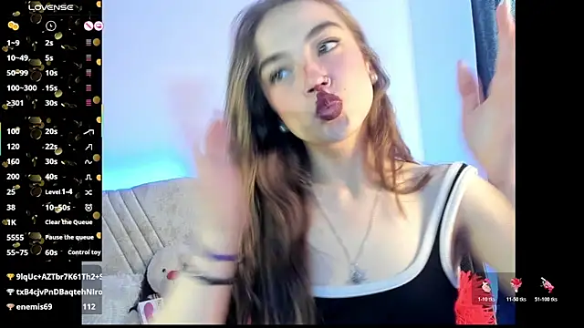 Mia_Victoria22 webcam