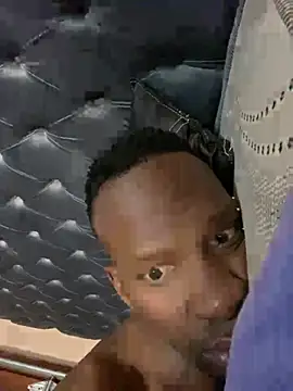 RAWFREAKYVERSE webcam