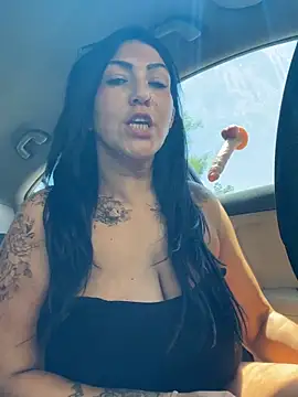 LittleMissEeve webcam