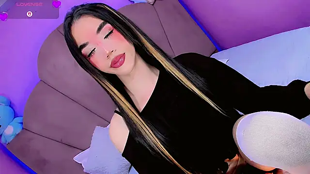 AlissonDannae777 live sex cam