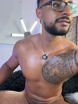 liamgarcia1 (M young) - Show your asshole up close
