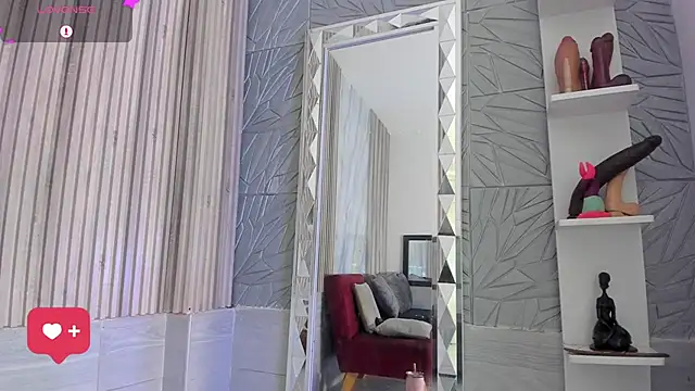 BriannaChelsea webcam