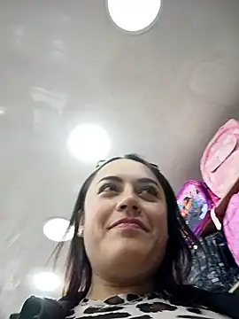 Lesly_10- webcam
