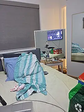 Handsolo_porn webcam