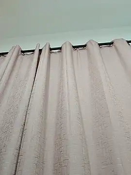 _Saraa- webcam