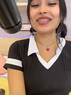 Caandy_Pop webcam