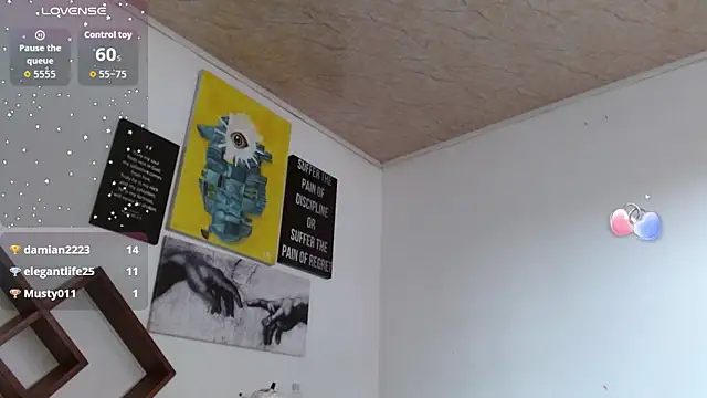 ZoeBakers_ webcam