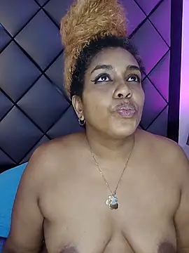 ELLA_KELLY webcam