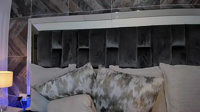 NaylaGrey webcam